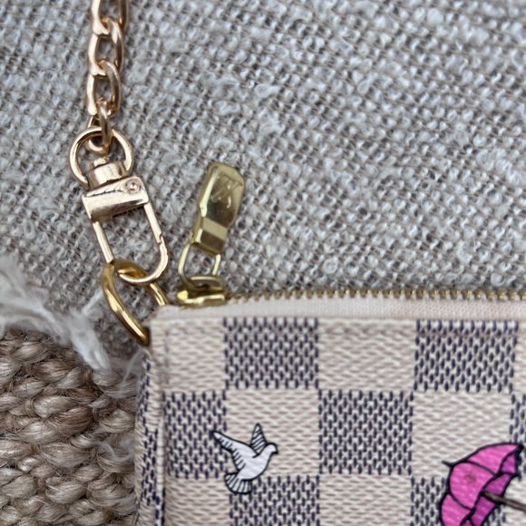 Louis Vuitton 2015 Limited Edition Mini Pochette Azure - Picture 4 of 5